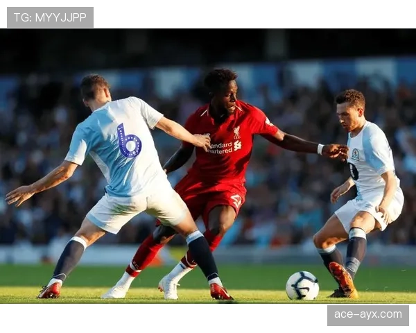 布莱克本新星状态回暖，闪耀赛场引足坛瞩目