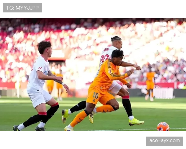 西甲争冠悬念再起：巴萨皇马同轮失分，冠军争夺白热化