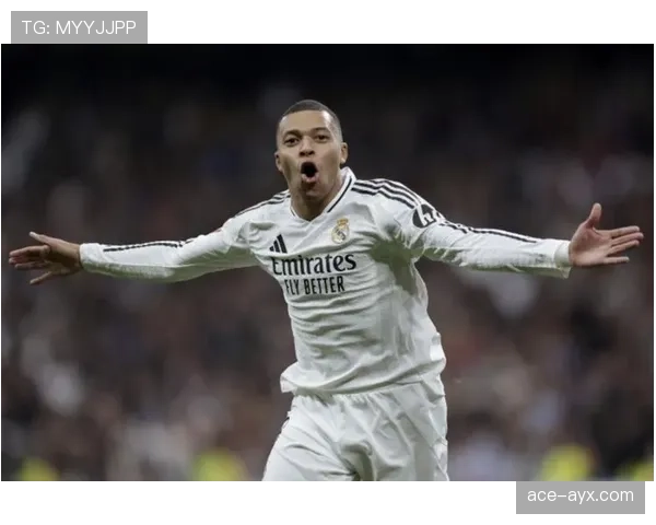 姆巴佩首秀伯纳乌表现稳健,助力球队向胜利迈进 姆巴佩首秀伯纳乌表现稳健,助力球队向胜利迈进