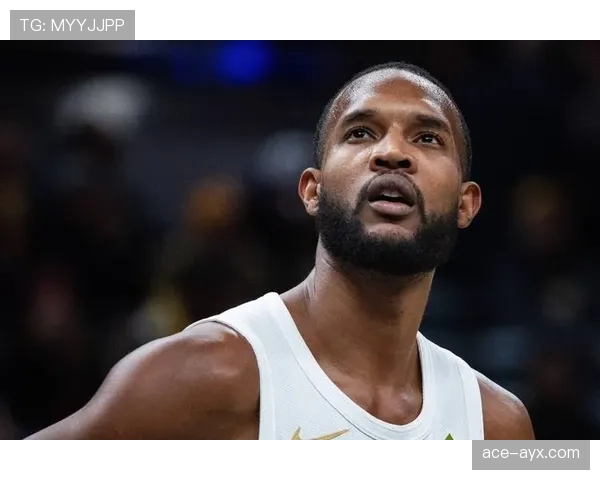 莫布里内线高效防守对比新秀同期提升显著